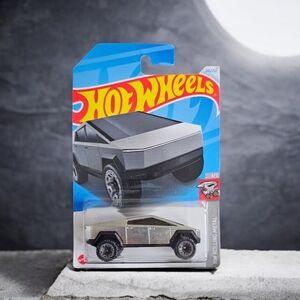 Hot Wheels Tesla Cybertruck